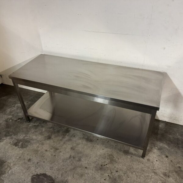 RVS Werktafel, gemonteerd, met legbord - 700 mm diepte, 1800 mm (Gebruikt ZGAN)