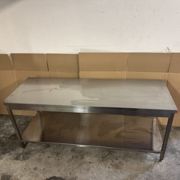 SARO Roestvrijstalen tafel, gedemonteerd, met legbord - 700 mm diepte, 2000 mm (Gebruikt ZGAN)